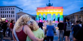 Experte: Anschlag in Berlin polarisiert den Wahlkampf Hat der Anschlag am Rande des CSD in Berlin Folgen für die bevorstehenden Wahlen? (Symbolbild)