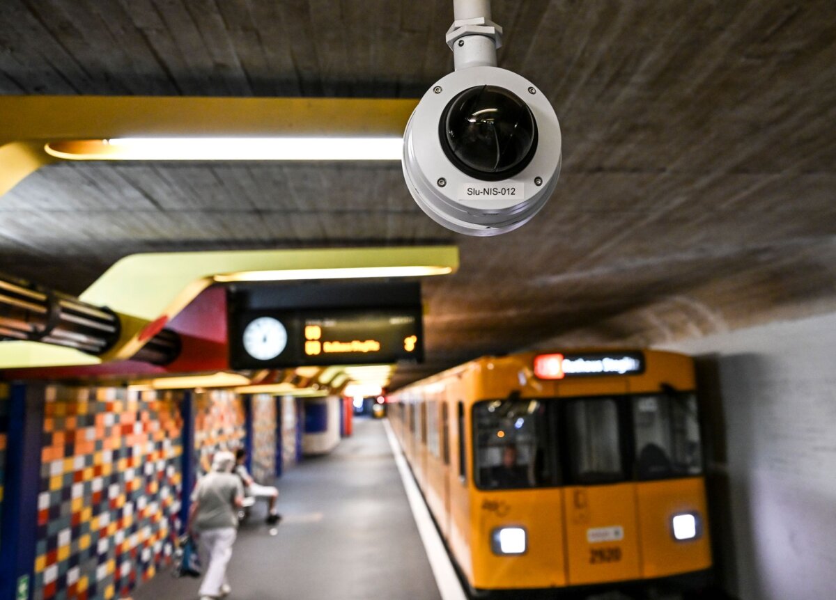 Videoüberwachung im U-Bahnhof Schloßstraße Vor allem im U-Bahnhof Schloßstraße hat die BVG die Videoüberwachung ausgebaut. (Archivbild)