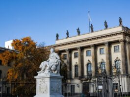 Studentische Beschäftigte bekommen mehr Geld Studentische Mitarbeiterinnen und Mitarbeiter an den Berliner Hochschulen bekommen eine Gehaltserhöhung. (Archivfoto)