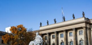 Studentische Beschäftigte bekommen mehr Geld Studentische Mitarbeiterinnen und Mitarbeiter an den Berliner Hochschulen bekommen eine Gehaltserhöhung. (Archivfoto)