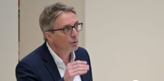 Brandenburgs SPD-Fraktion: Alles gesetzlich Mögliche tun Der Vorsitzende der Brandenburger SPD-Landtagsfraktion, Björn Lüttmann, unterstützt Vorschläge für mehr Sicherheit vor Gefährdern. (Archivbild)