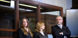 Mordprozess gegen Palliativarzt – Plädoyers der Verteidigung Die Anwälte des Palliativarztes, der 15 Menschen ermordet haben sollen. (Archivbild)