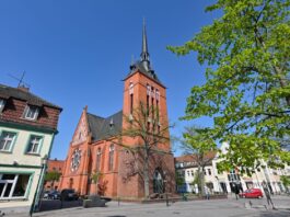 Gegen Gewalt: Schwedt ordnet nächtliches Alkoholverbot an Die Stadt Schwedt/Oder greift durch und verhängt für den Stadtpark ein nächtliches Alkoholverbot. (Archivbild)