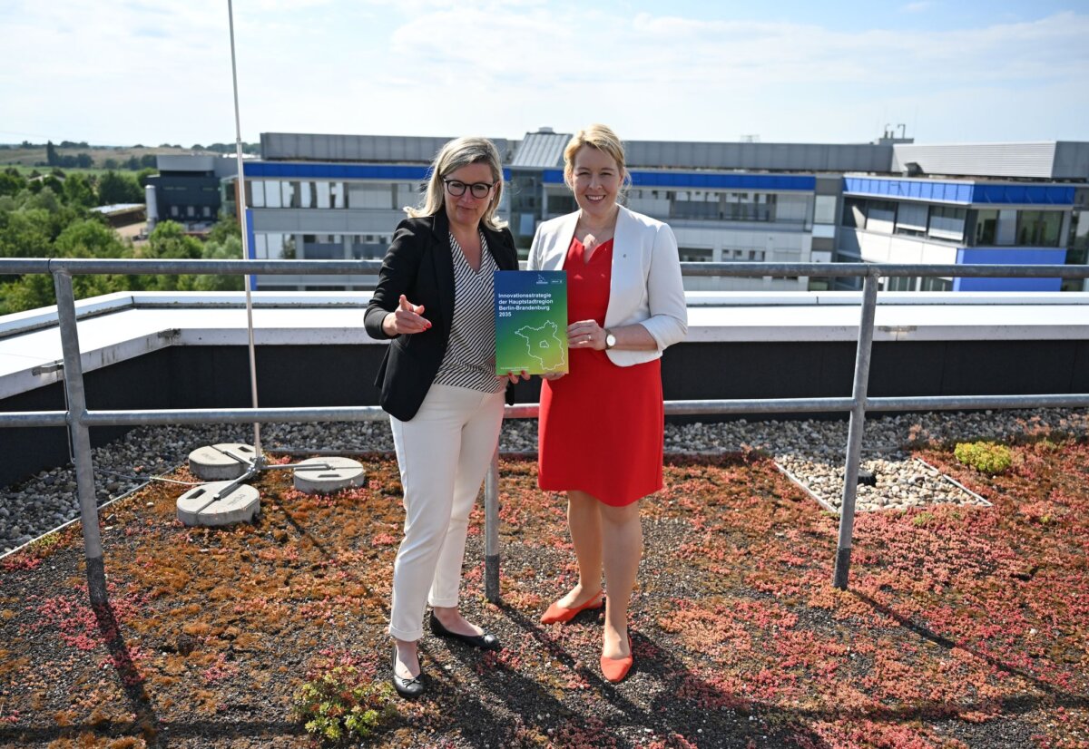 Vorstellung der Innovationsstrategie in Potsdam Brandenburgs Wirtschaftsministerin Martina Klement (CSU) und Berlins Wirtschaftssenatorin Franziska Giffey (SPD) wollen beide Länder mit neuen Technologien wirtschaftlich stärker nach vorn bringen. (Archivbild)