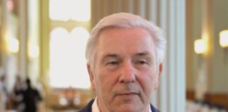 Wowereit: CDU-Spitzenkandidat steht vor schwierigen Aufgaben Berlins früherer Regierender Bürgermeister Klaus Wowereit (SPD) sieht ein Glaubwürdigkeitsproblem bei der Landes-CDU. (Archivbild)