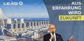 Leag feiert Kraftwerks-Jubiläum – und plant die Energiewende Brandenburgs Ministerpräsident Dietmar Woidke (SPD) feiert mit der Leag 50 Jahre Geschichte des Kraftwerks Jänschwalde. Ende 2028 soll Schluss sein.