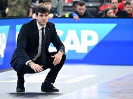 Alba trifft in Champions League auf alte Bekannte Alba mit Trainer Pedro Calles kommt um die internationalen Schwergewichte herum. (Archivbild)