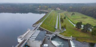 Niedrigwasser in der Spree – Arbeitsgruppe eingesetzt Die Talsperre Spremberg muss derzeit das Niedrigwasser in der Spree so gut es geht ausgleichen. (Archivbild)