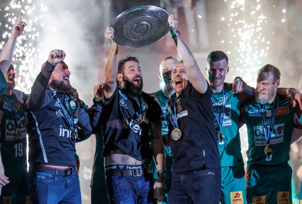 Bennet Wiegert Meistertrainer Bennet Wiegert (m) möchte mit dem SC Magdeburg endlich auch den Supercup gewinnen. (Archivbild)