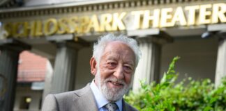 Dieter Hallervorden: Sein Theaterbaby wird volljährig Dieter Hallervorden hört auch mit 90 Jahren noch nicht auf.