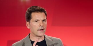 SPD-Landeschef Krach für Beibehaltung der «Rente mit 63» Berlins SPD-Landesvorsitzender Steffen Krach ist für das Festhalten an der abschlagsfreien Rente nach 45 Beitragsjahren. (Archivbild)