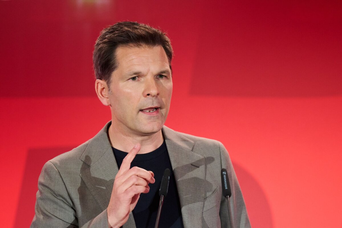 Steffen Krach Berlins SPD-Landesvorsitzender Steffen Krach ist für das Festhalten an der abschlagsfreien Rente nach 45 Beitragsjahren. (Archivbild)