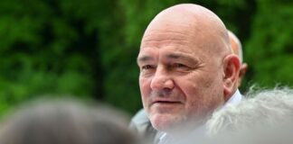 Crumbach sieht Osten bei Bahnfinanzierung benachteiligt Crumbach fordert vom Bund mehr Engagement beim Ausbau der Bahninfrastruktur im Osten. (Archivbild)