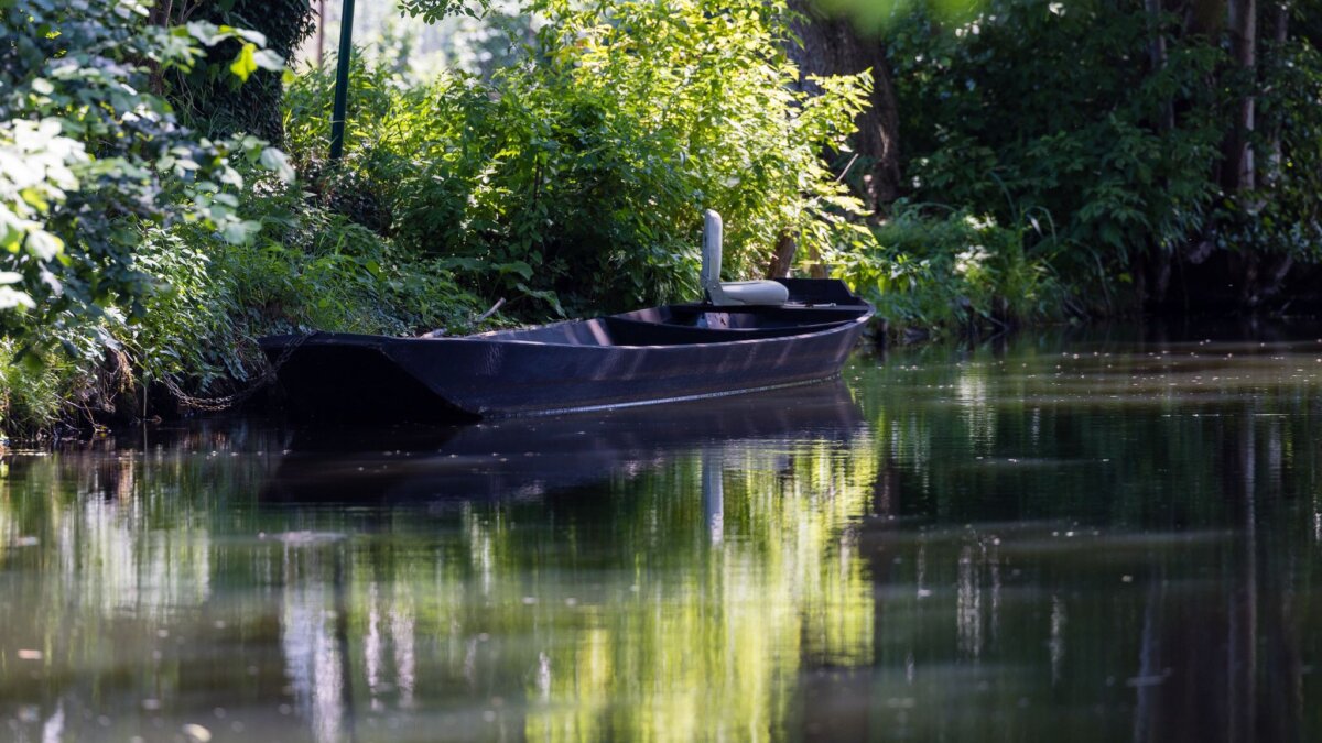 Wasserentnahme im Spreewald in einigen Gebieten verboten Anders als im Landkreis Dahme-Spreewald darf in den Kreisen Barnim und Märkisch-Oderland schon seit sechs Jahren kein Wasser mehr aus Oberflächengewässern gepumpt werden. (Archivbild)