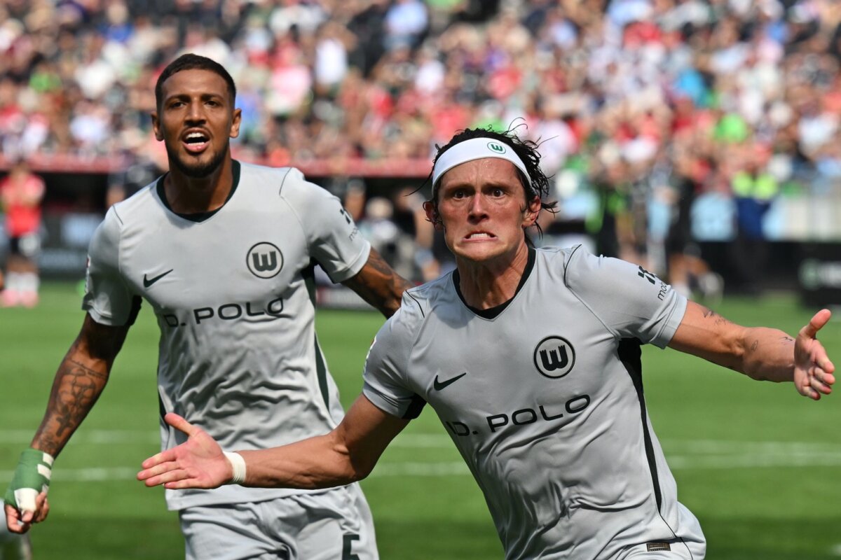 Fabian Reese Kehrt mit Wolfsburg nach Berlin zurück: Fabian Reese (r). (Archivbild)