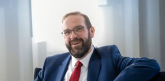 Brandenburg richtet sechs Online-Kurse für die Oberstufe ein Der Bildungsminister freut sich über ein neues Projekt. (Archivbild)