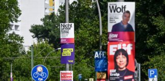 Tatort Wahlkampf: Plakate beschädigt, Helfer attackiert Verschiedene Wahlplakate für die Berliner Abgeordnetenhauswahl am 20. September 2026. (Archivbild)