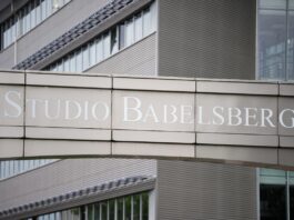 Trotz Umsatzplus: Studio Babelsberg schreibt rote Zahlen Das Studio Babelsberg verzeichnete 2025 ein Umsatzplus, aber auch ein Minus beim Ergebnis. (Archivbild)