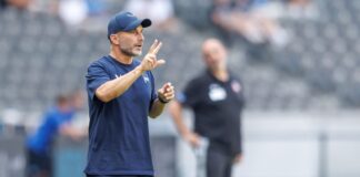 Vorzeitiges Geburtstagsgeschenk: Hertha plant dritten Sieg Hertha-Trainer Stefan Leitl will den dritten Sieg in der Liga. (Archivbild)