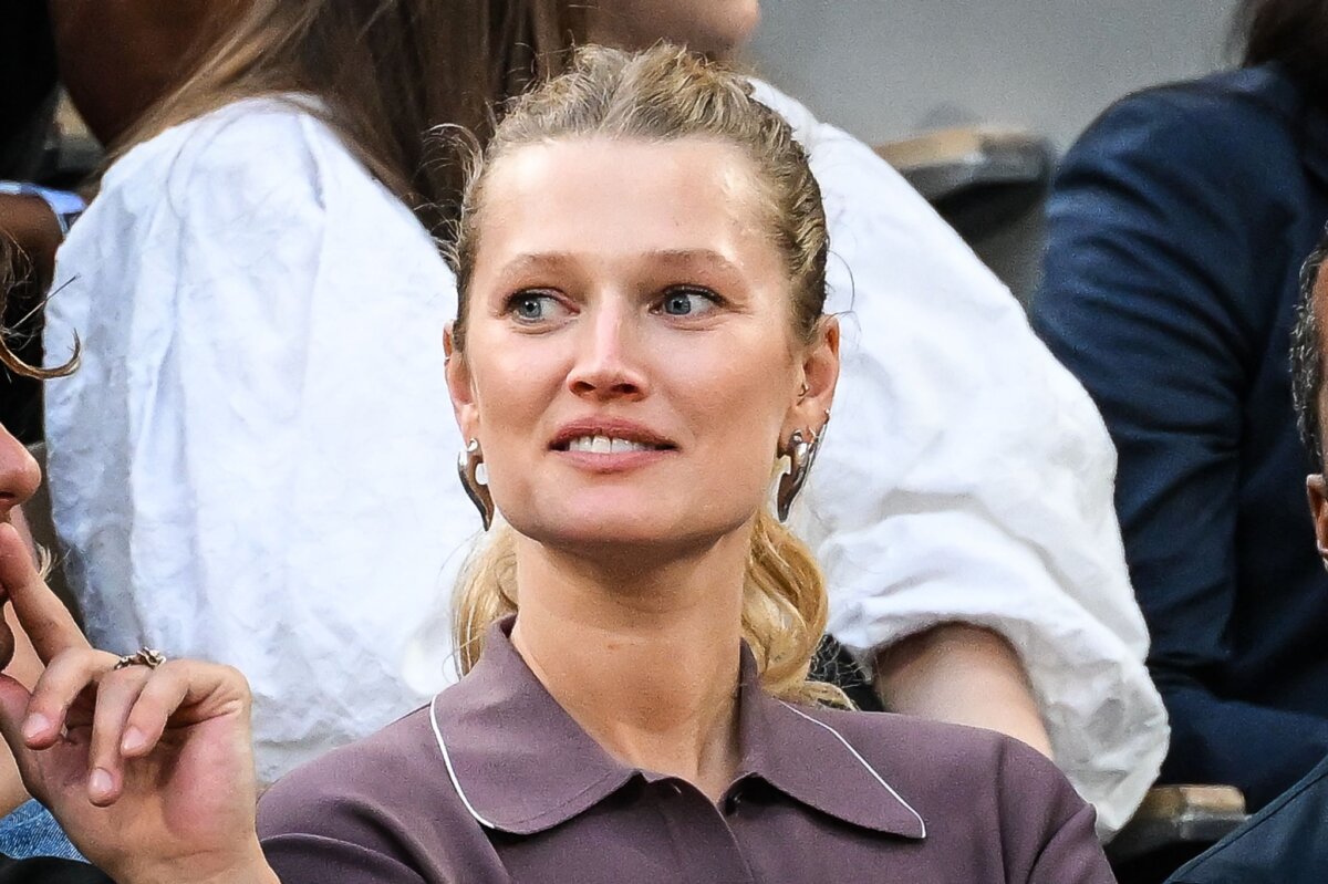 Model Toni Garrn Das deutsche Supermodel Toni Garrn ist mit 13 in Hamburg bei einem WM-Fanfest entdeckt worden. (Archivbild)