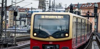 Signalstörung sorgt für Probleme bei mehreren S-Bahnlinien Die S5 fährt derzeit nur zwischen Strausberg Nord/ Hoppegarten und Ostbahnhof. (Archivbild)