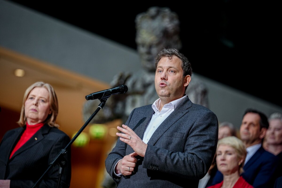 Bärbel Bas und Lars Klingbeil Das Agieren der Parteichefs Bärbel Bas (li.) und Lars Klingbeil in der schwarz-roten Bundesregierung sorgt an der SPD-Basis für immer mehr