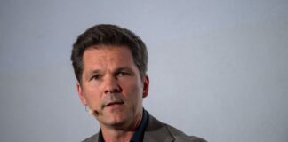 Berliner SPD-Spitzenkandidat: Partei fehlt Glaubwürdigkeit Steffen Krach ist der SPD-Spitzenkandidat für die Wahl zum Abgeordnetenhaus von Berlin. (Archivbild)