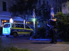 22-Jähriger bei Schüssen in Berlin-Kreuzberg verletzt Ein 22-Jähriger ist angeschossen worden - der Täter auf der Flucht.