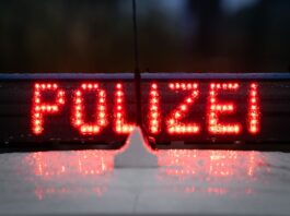 Nach Leichenfund: Ermittler gehen von Tötungsdelikt aus Die Frau starb durch Fremdeinwirkung. (Symbolbild)
