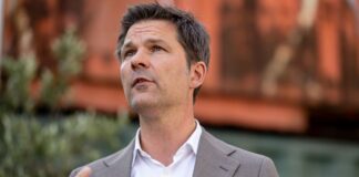 Berlins SPD-Landeschef fordert «Kurswechsel» SPD-Spitzenkandidat Steffen Krach stemmt sich im Wahlkampf für die Wahl zum Berliner Abgeordnetenhaus am 20. September gegen den negativen Bundestrend. (Archivbild)