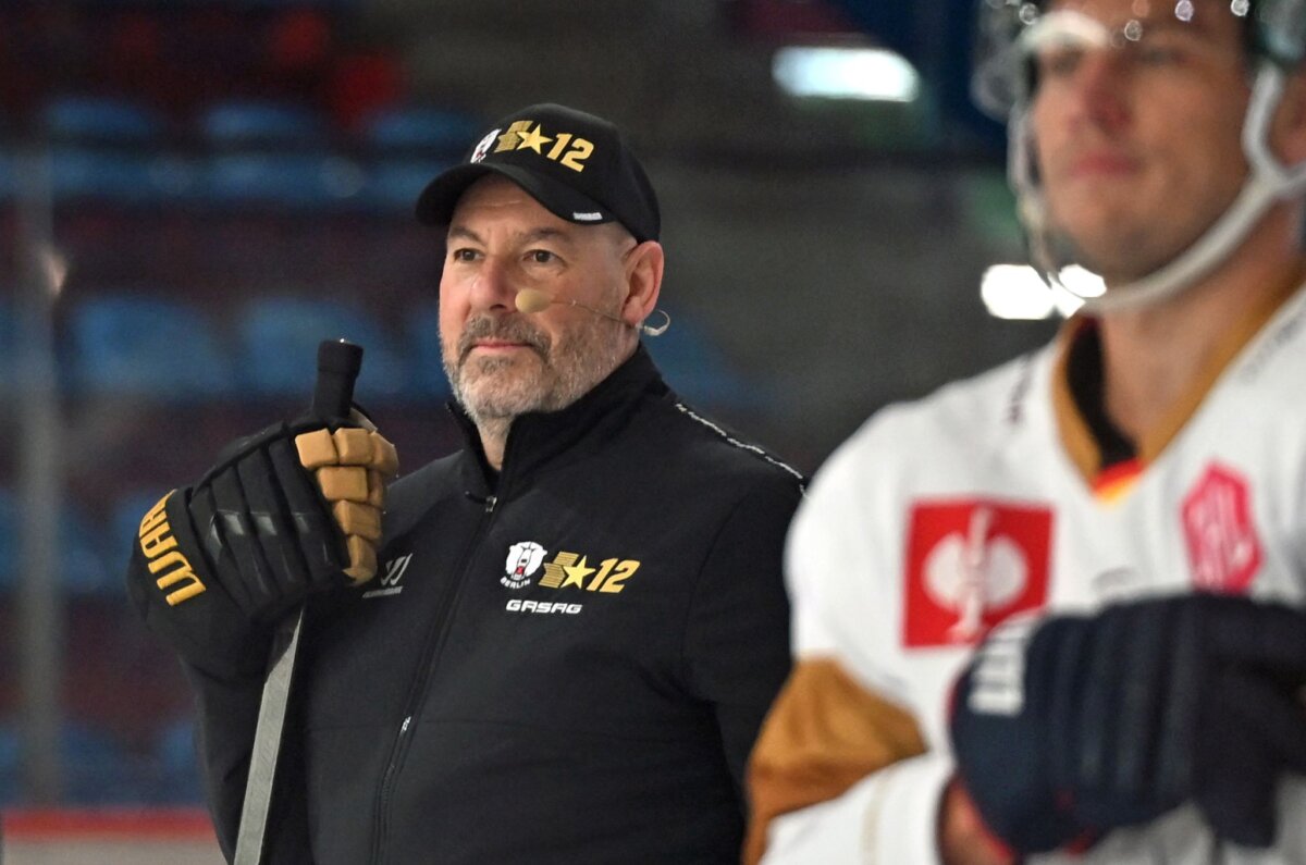 Trainingsauftakt der Eisbären Berlin Éric Dubois feierte im Test gegen Augsburg seinen ersten Sieg als Cheftrainer der Eisbären Berlin