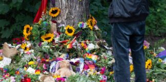 Mahnwache in Berlin für die Opfer des CSD-Anschlags Eine Mahnwache soll am Tatort im Berliner Tiergarten an die Opfer des Anschlags vom vergangenen Wochenende erinnern. (Archivbild)