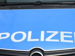 Streit mit Messer: Zwei Männer in Berlin-Mitte verletzt In der Wohnung des Tatverdächtigen stellte die Polizei mehrere Messer sicher. (Symbolbild)