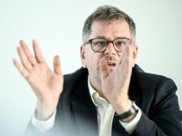 Grünen-Spitzenkandidat will mit SPD und Linken koalieren Grünen-Spitzenkandidat Werner Graf würde bevorzugt mit SPD und Linken koalieren. (Archivbild)