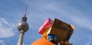 Umfrage: Berlin für die meisten nicht mehr faszinierend Berlin verliert einer Umfrage zufolge bei vielen Deutschen an Attraktivität. (Archivbild)