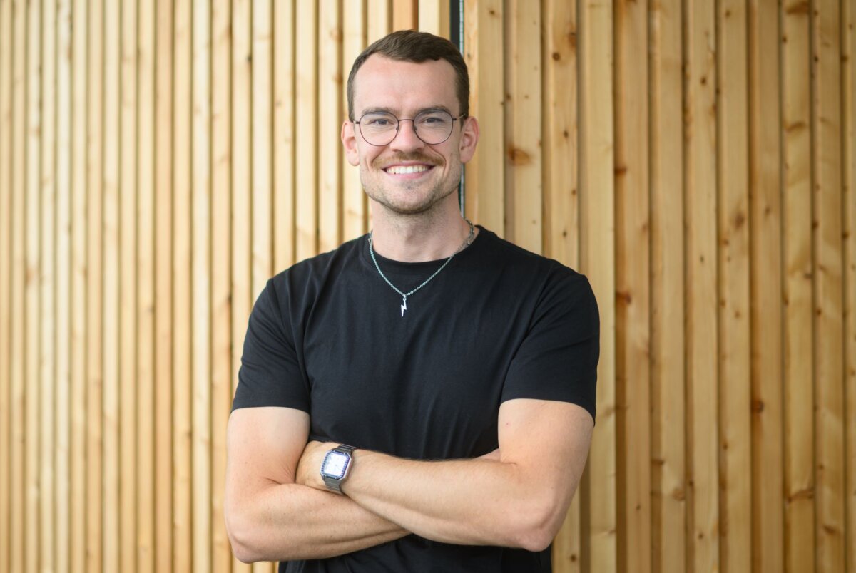 Schiedsrichter Richard Hempel Der aus Ostsachsen stammende Richard Hempel leitet in der neuen Saison erstmals Spiele in der Bundesliga.