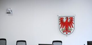 Sterbehilfe-Prozess: «Ich muss ihr jetzt helfen» Ein 77-jähriger ehemaliger Arzt steht vor dem Landgericht in Potsdam. (Symbolbild)