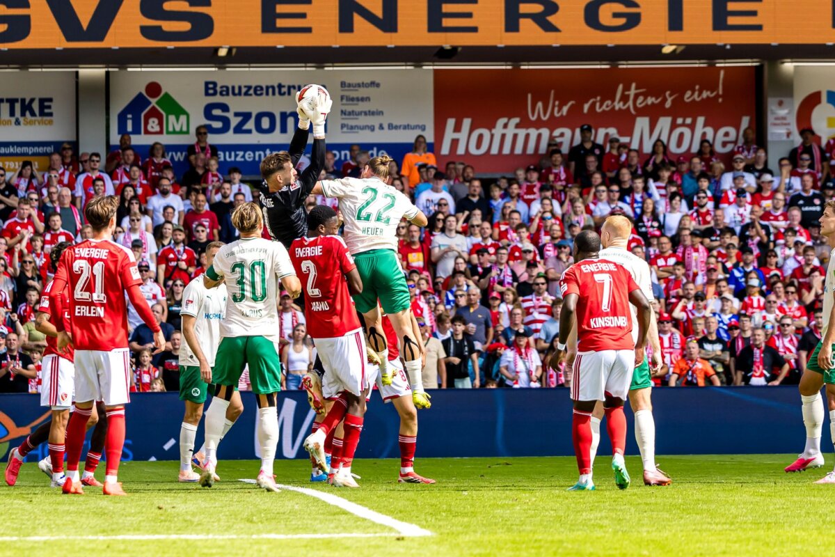 Energie Cottbus - SpVgg Greuther Fürth Energie Cottbus beherrschte Fürth nur in der ersten halben Stunde.