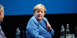 Die ehemalige Bundeskanzlerin sprach bei einer Veranstaltung im Haus der Berliner Festspiele. 