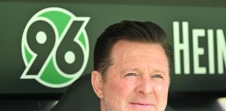 Unangenehmer Auftakt: Hannover 96 vor Partie in Cottbus Trainer Christian Titz will mit Hannover 96 wieder oben mitspielen. (Archivbild)