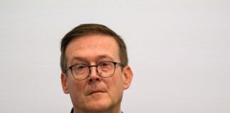 Beauftragter verspricht schnelle Finanzhilfe für Terroropfer Roland Weber ist Opferschutzbeauftragter der Bundesregierung wie auch im Land Berlin. (Archivbild)