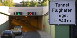 Tunnel Flughafen Tegel nach Sperrung wieder frei Der Tunnel Flughafen Tegel ist stadtauswärts zwischen den Ausfahrten Am Festplatz und Seidelstraße gesperrt. (Archivbild)