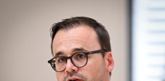Jan Redmann warnt davor, die DDR zu verklären. (Archivbild)