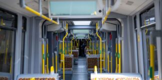 BVG: Ab 2032 nur noch Trams mit Klimaanlage Das Modell Urbanliner hat eine Klimaanlage (Archivbild).