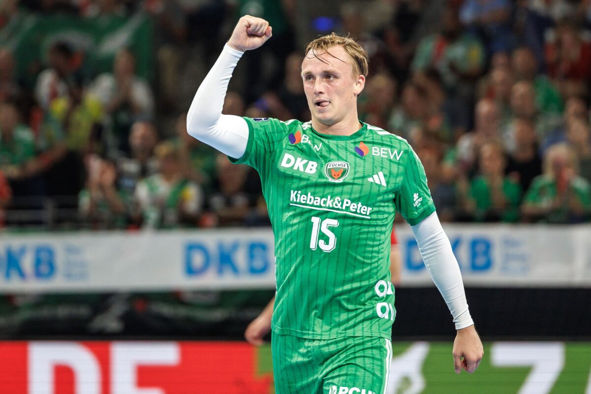 Füchse Berlin - MT Melsungen Füchse-Spielmacher Tobias Gröndahl freut sich über den Auftakterfolg.
