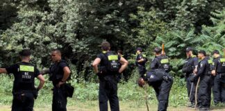 Viele Fragezeichen zu CSD-Anschlag nach Sondersitzung Wie konnte es zu dem Anschlag am Rande des Berliner CSD kommen? Die Frage beschäftigt auch die Innenpolitiker im Bundestag. (Archivbild vom 29.07.2026)