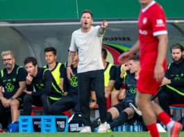 Wolfsburg-Trainer jubelt zu früh: Kommt was in Team-Kasse Strobl freute sich etwas zu früh.