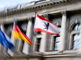 Wahl zum Abgeordnetenhaus: Jugendliche dürfen mit abstimmen Auch 16- und 17-Jährige dürfen diesmal mit darüber entscheiden, wer ins Berliner Landesparlament kommt. (Symbolbild)