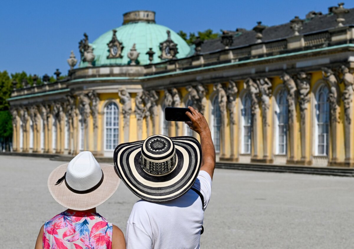 Hitze in Deutschland - Potsdam Die Eintrittspreise werden ab kommenden Jahr erhöht für die historischen Schlösser und Gärten. (Symbolfoto)