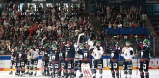 Die Eisbären stimmen sich auf einen historischen Titelgewinn ein.
